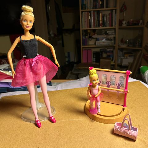 Barbie Careers Ballet Instructor 2016 dukke