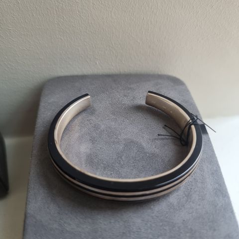 "Star three rings" bangle i fra Montblanc, str small