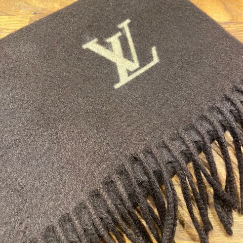 Louis Vuitton cashmere skjerf