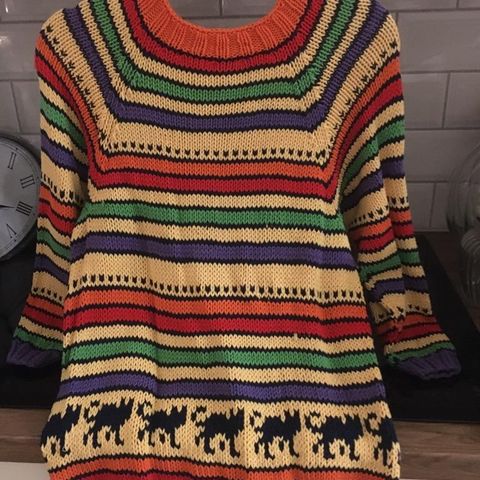 Hjemme strikket bomulls genser