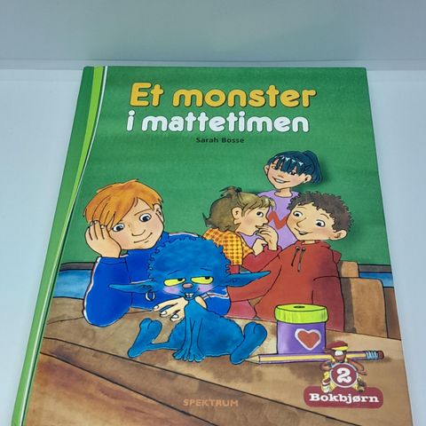 Et monster i mattetimen. - Sarah Bosse. Bokbjørn