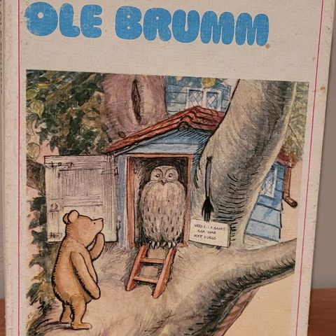 Tre eldre bøker med Ole Brumm og vennene hans