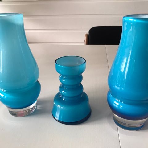 Magnor turkisblå vaser kunstglass