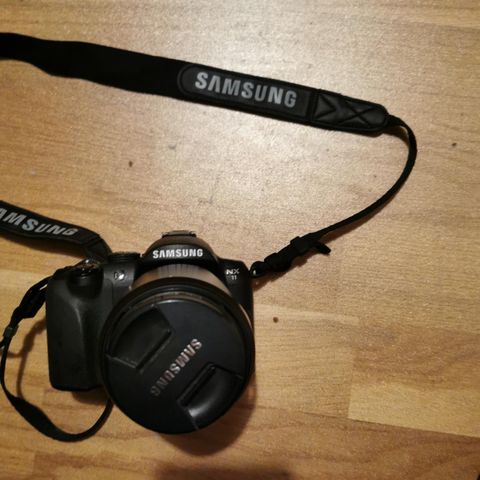 Hybrid Samsung kamera NX11