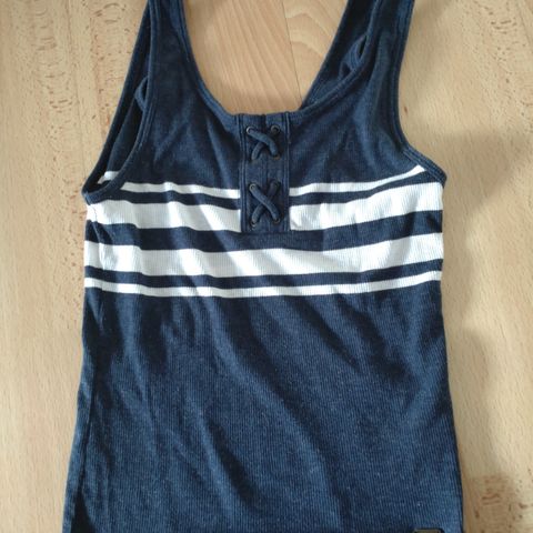 Singlet fra Hollister