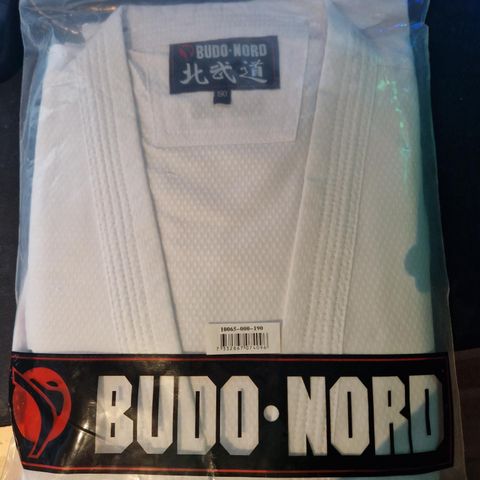 Budo-Nord Karatedrakt WKF approved slim fit (190cm)