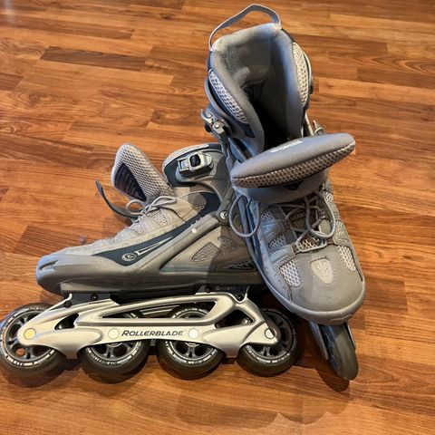 Rollerblades str 39