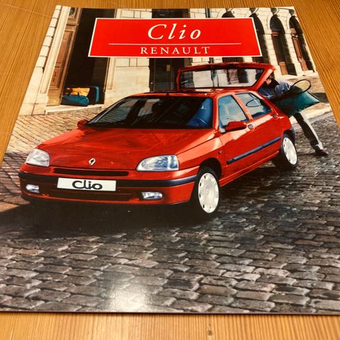 BILBROSJYRE - RENAULT CLIO - 1996