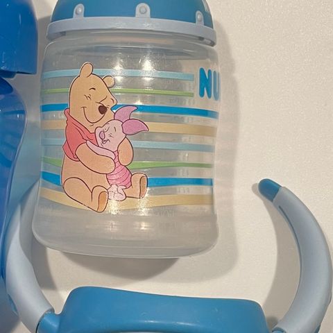 Drikkeflaske til baby gis bort