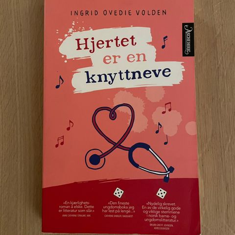 Hjertet er en knyttneve - Ingrid Ovedie Volden
