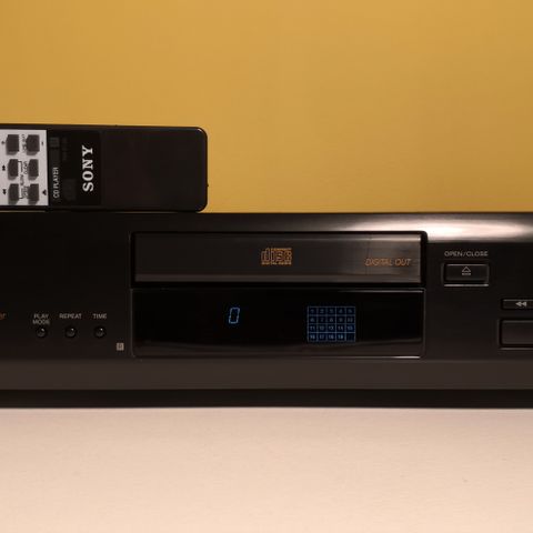Sony CDP-XE310 cd spiller
