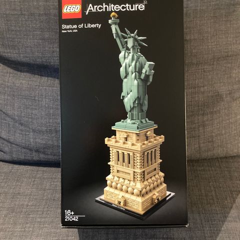 Lego Architecture Statue Of Liberty - 21042