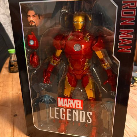 Marvel Legends Iron Man 12'