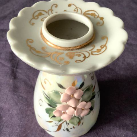 Blomstervase fra Kislovodsk porselen, håndlaget
