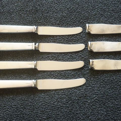 Hans Jensen (1899-1970) 830sølv kniver med 830sølv slirer - Raadvad knivblad.