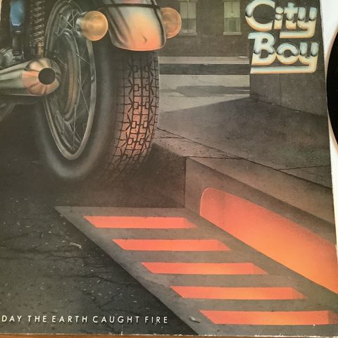 LP CITY BOY - The day The earth caught fire - Pop Rock Classic Rock VINYL  1979