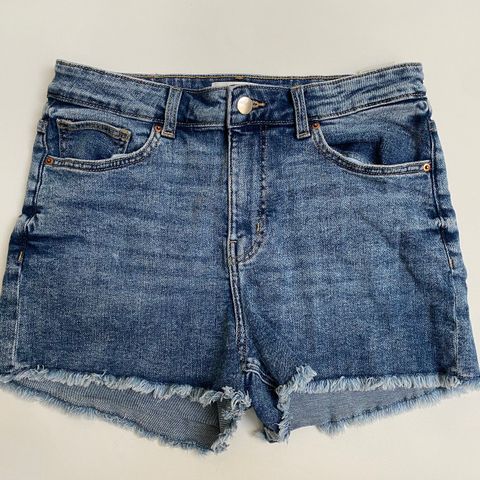 Denim-shorts fra H&M Str 38/40