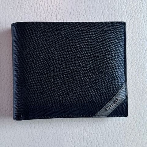 Prada Saffiano Leather Wallet mann