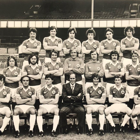 1978 - 14 Autentiske autografer - Everton Football Club + Hotell verifisering.