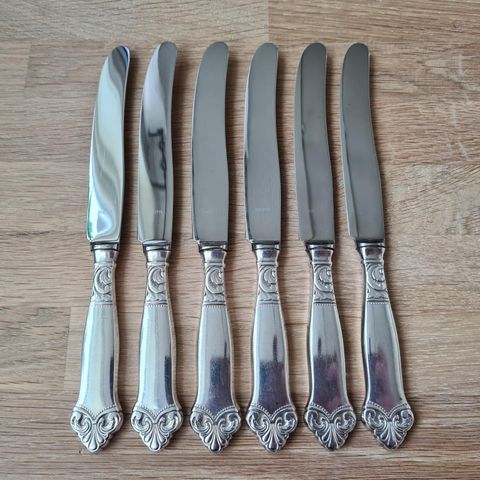Spisekniver i sølvplett i mønster Silhouet