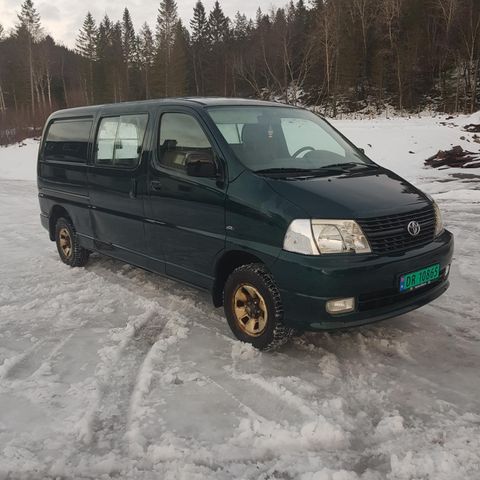 Hiace med feil å mangler / skader ønskes kjøpt