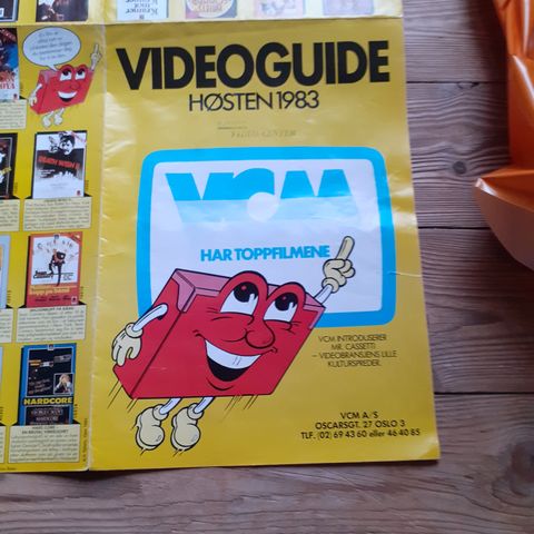 VIDEOGUIDE HØSTEN 1983. VCM. NORSK BIG BOX VHS UTLEIEFILM GUIDE.