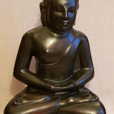 Flott Buddhafigur.