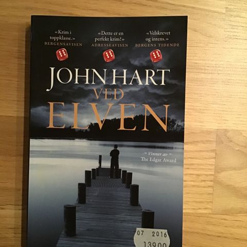 Pocketbok: John Hart, Ved Elven