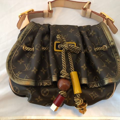 Louis Vuitton Monogram Kalahari PM