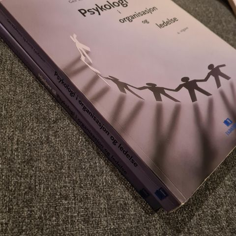 Faglitteratur/pensumbøker: Psykologi i organisasjon og ledelse