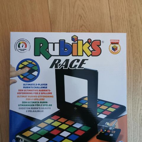 Spill Rubiks Race Game, ny.