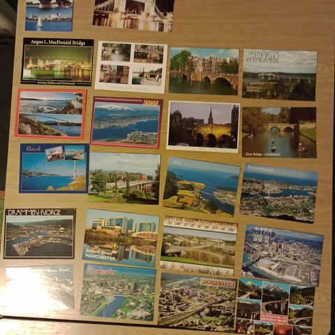 22 postkort med broer