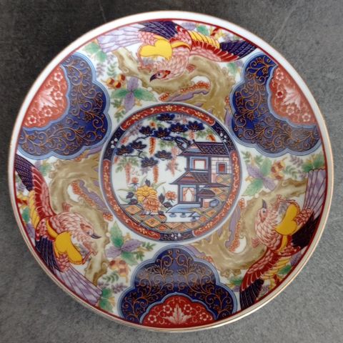 Porselen fat fra Imari ware Japan