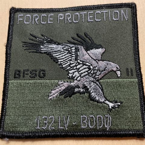 Force Protection BFSG II - 132 LV Bodø tøymerke med borrelåsfeste bak