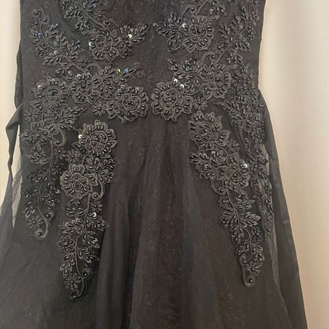 UNUSED PARTY WEAR DRESS