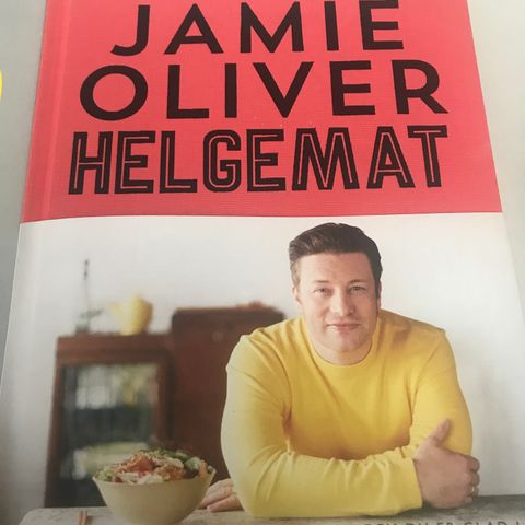 Jamie Olivers bøker «Helgemat» og «Veggis»