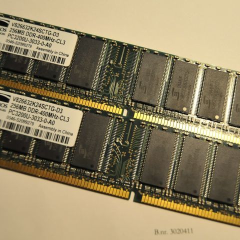 ProMOS DDR1 2 stk 256Mb, 400 Mhz, PC3200U-CL3, parate minnebrikker