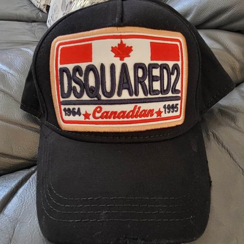 DSQUARED2 ubrukt caps