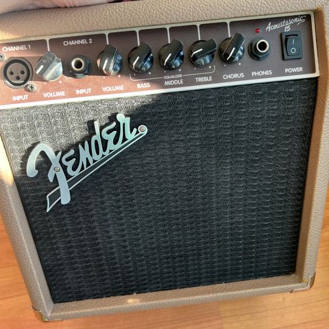 fender acoustasonic 15