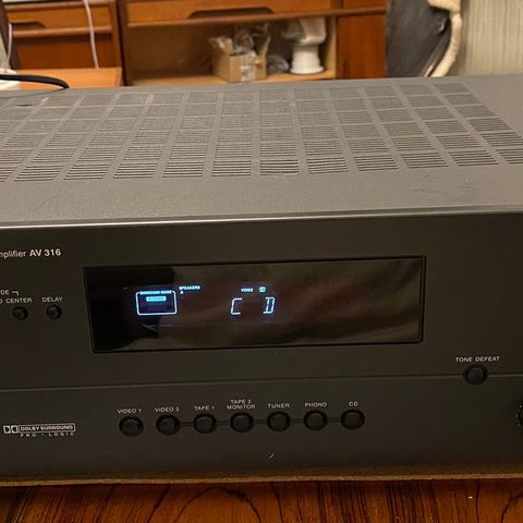 NAD AV 316 Surround Sound Amplifier