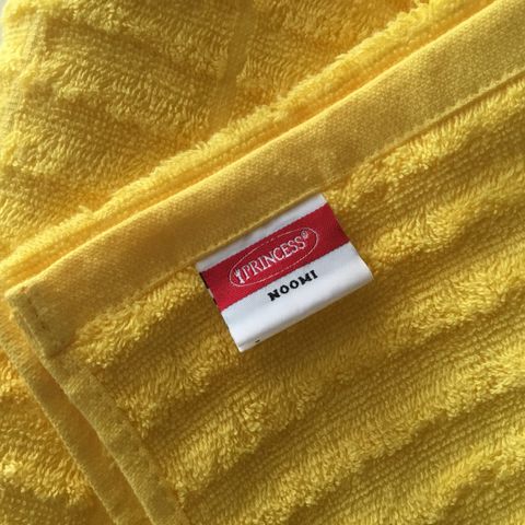 Badehåndkle gul stor 400kr