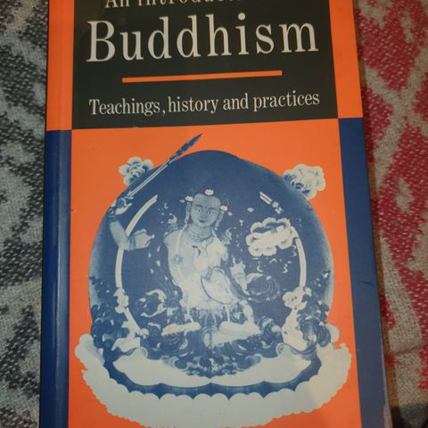 An Introduction to Buddhism. Peter Harvey
