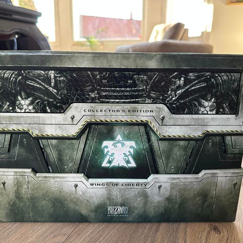 StarCraft 2 Wings of Liberty Collectors Edition - Complett