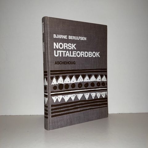 Norsk uttaleordbok - Bjarne Berulfsen. 1969