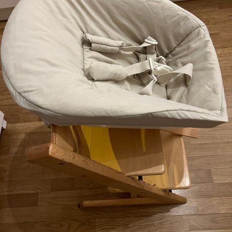 Stokke newborn sete med ekstra trekk