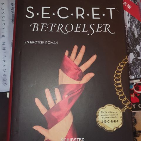 Secret. Betroelser. L. Marie Adeline (erotisk roman)