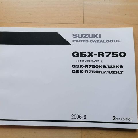 Suzuki GSX-R 750 delekatalog .