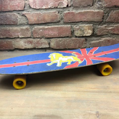 Vintage skateboard ca 1985-87