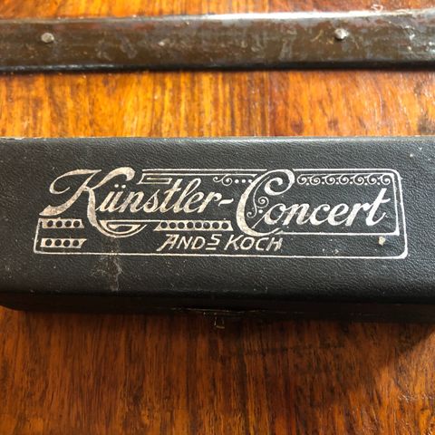 Künster - Concert and Koch munnspill eske