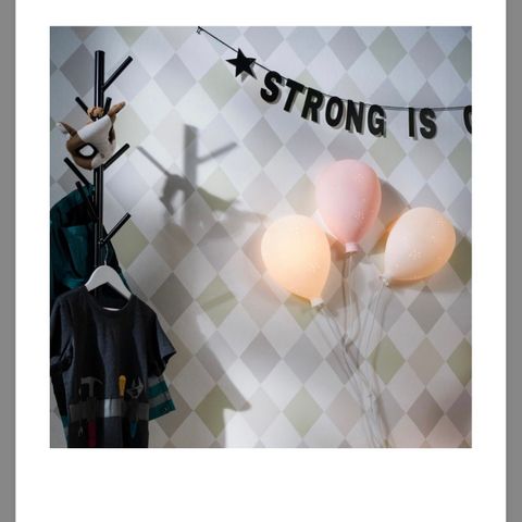 Ballongformet vegglampe